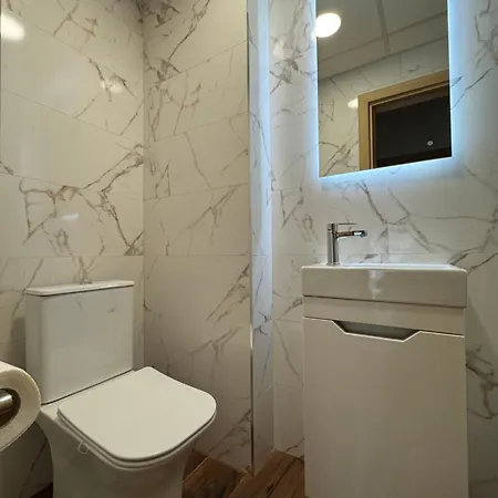 Central Suites Apartment *