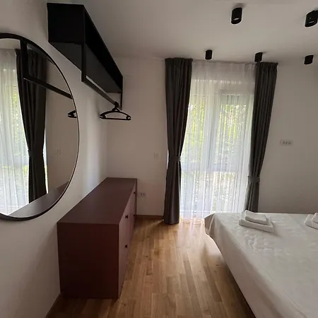 Central Suites شقة