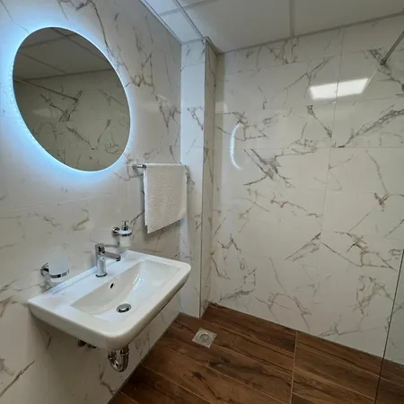 Central Suites
